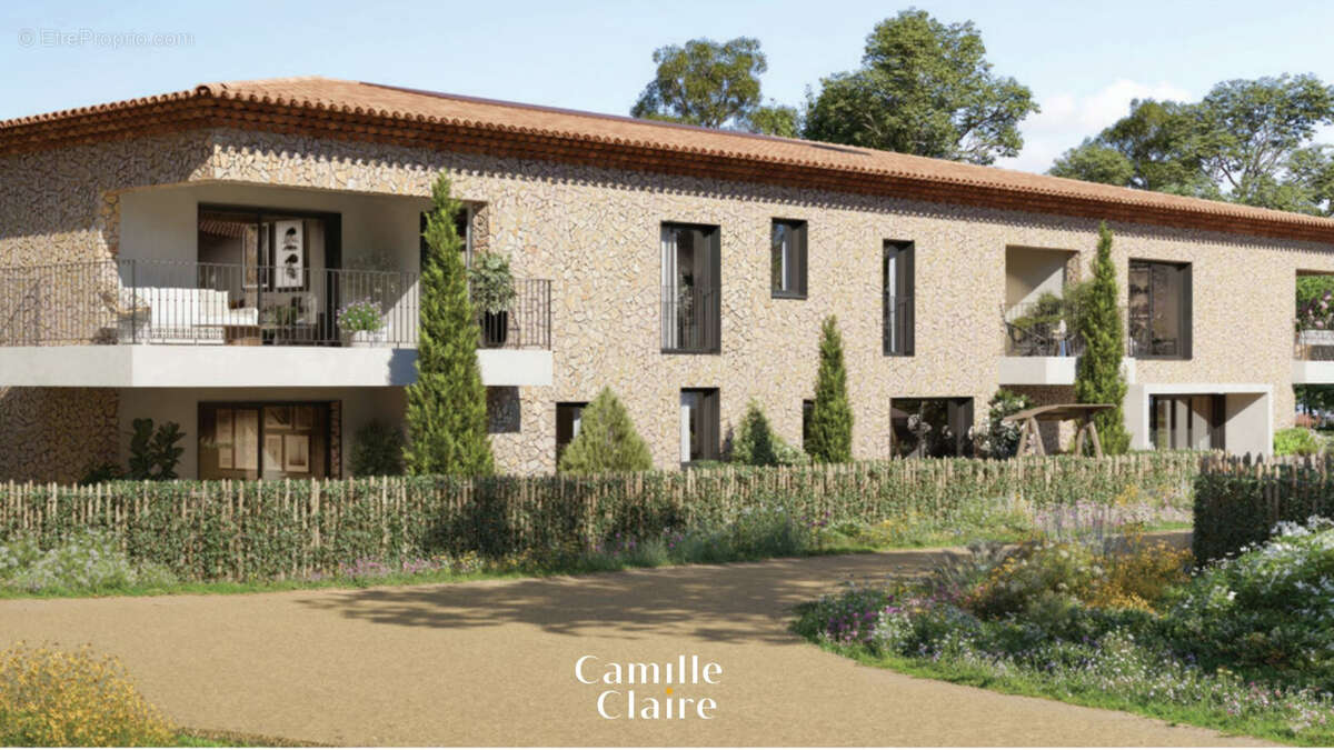 Appartement à EGUILLES