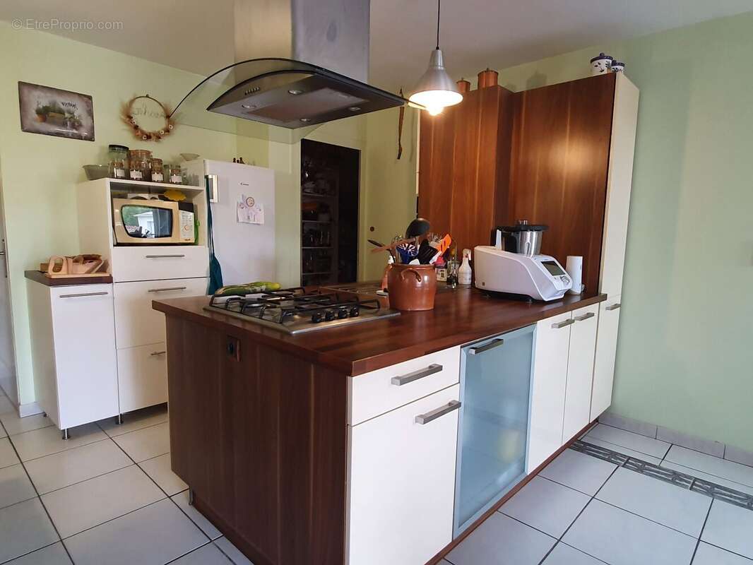Maison 134 m² à Rioux  - photo 7