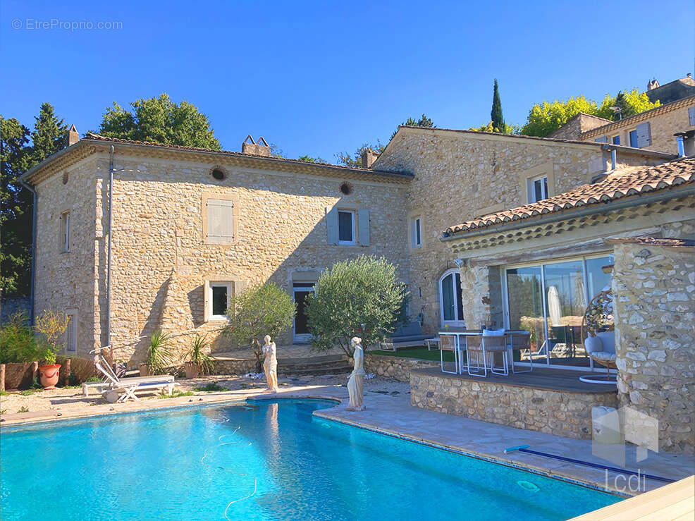 CHATEAUNEUF DU RHONE, maison 410 m2 avec piscine - photo 4