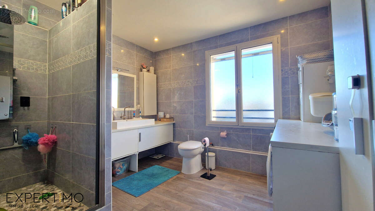 Maison à SAINT-GERMAIN-LES-ARPAJON