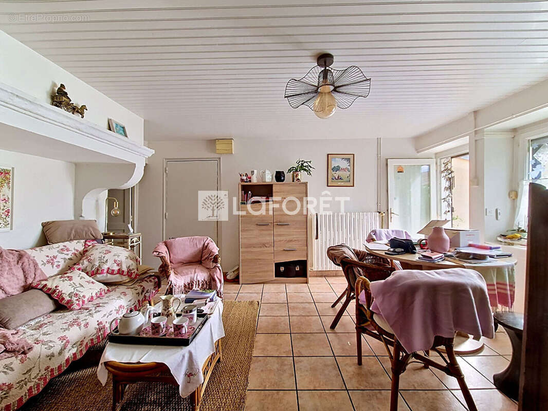 Maison Bouhans Et Feurg 4 pièce(s) 89.30 m2 - photo 6