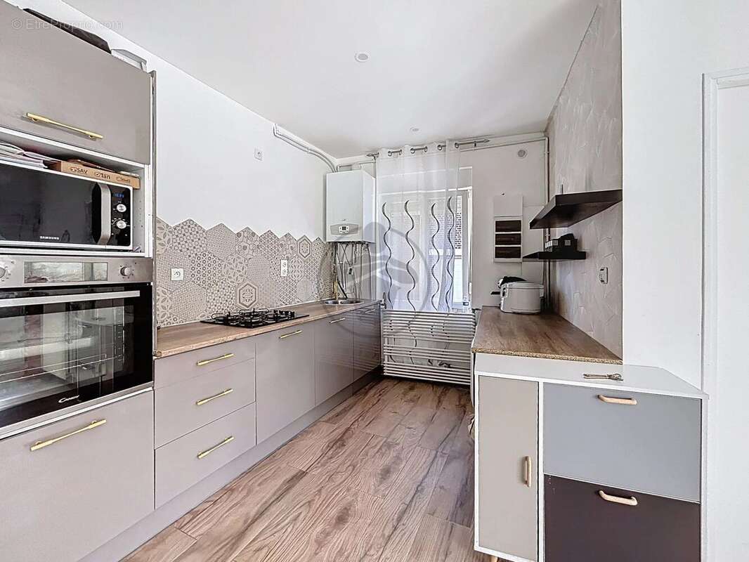 Maison à SAINT-QUENTIN