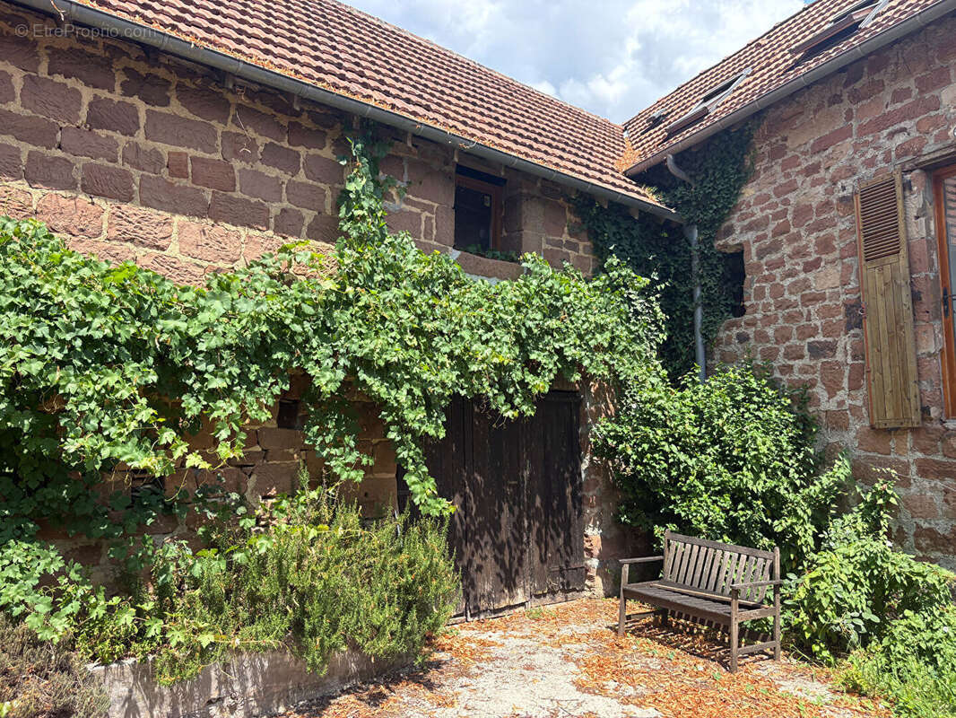 Maison à LOUIGNAC
