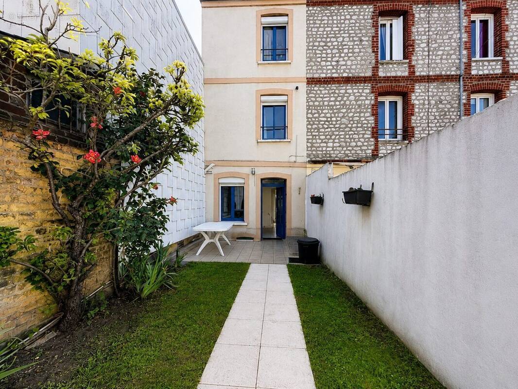 Maison à SOTTEVILLE-LES-ROUEN