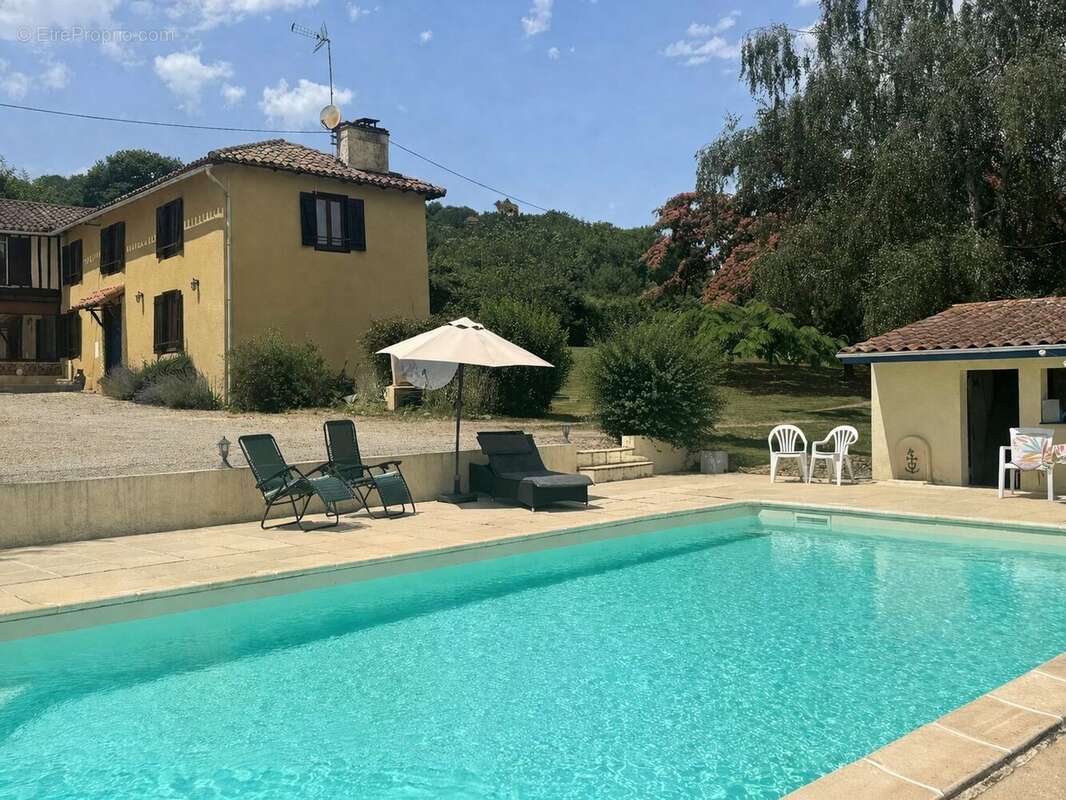 Maison à TRIE-SUR-BAISE