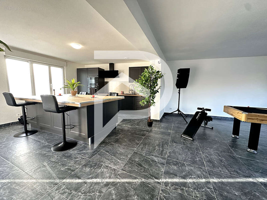 Maison à MARCOING