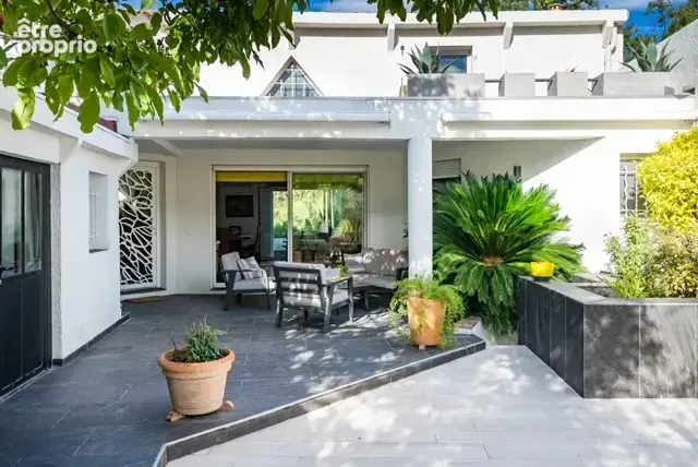 Maison d’architecte de 4 pièces avec piscine, jacuzzi et sauna - photo 1