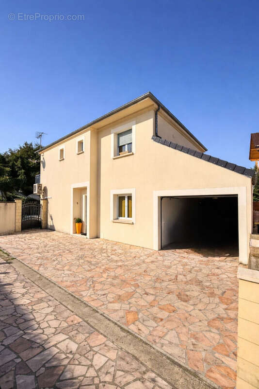 Maison à ARNOUVILLE-LES-GONESSE