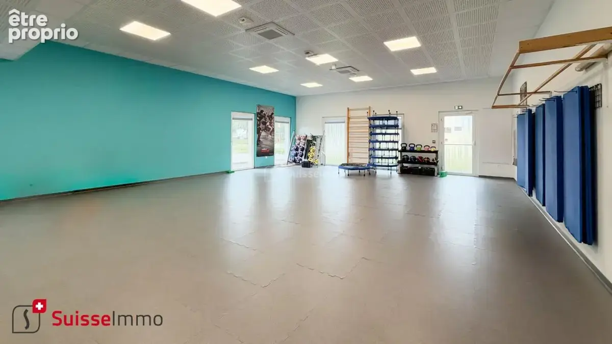 Local commercial Appenans 341 m2 - photo 3