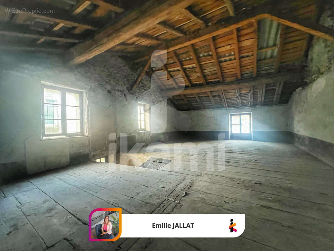 Appartement à SASSENAGE