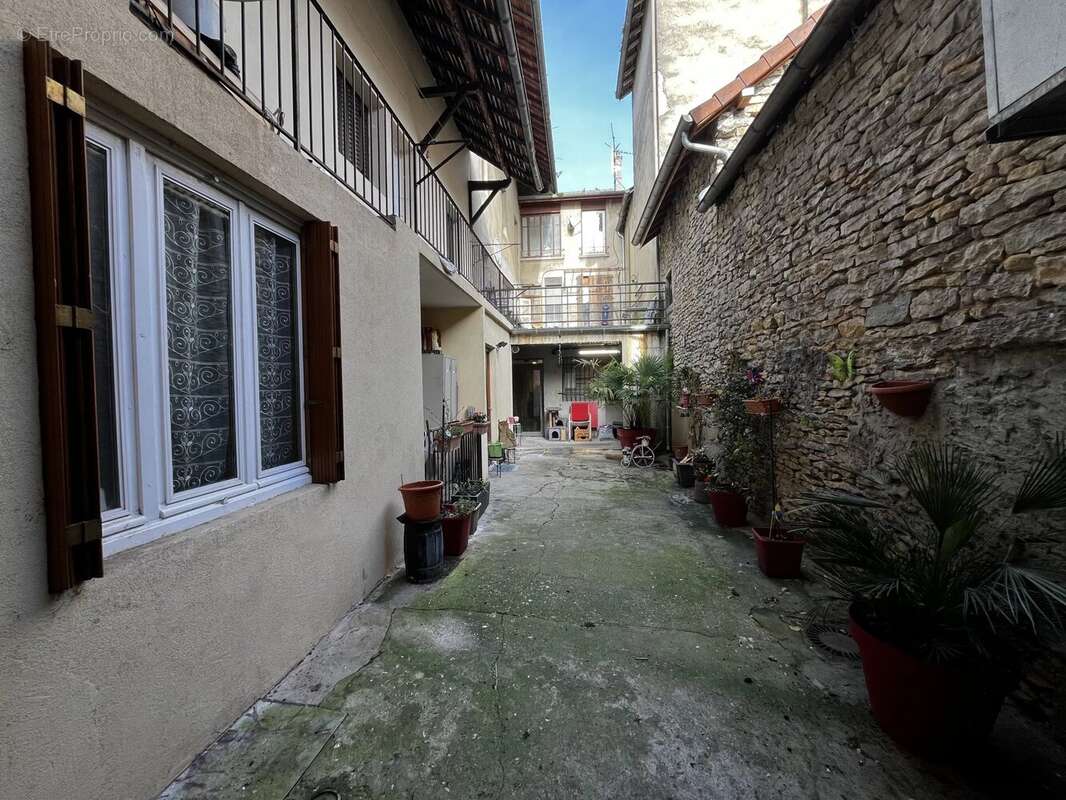 Appartement à MONTALIEU-VERCIEU