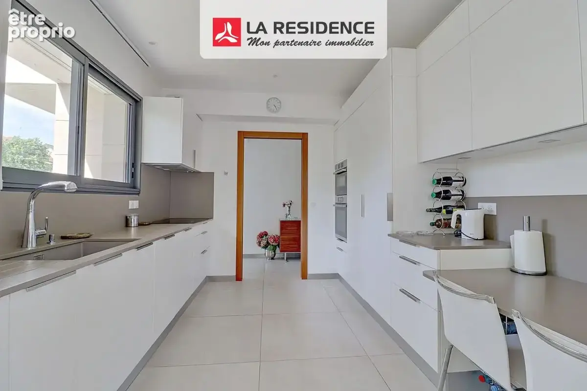 Maison 12 pièces 305 m² à vendre à Chatou (78400) - photo 3