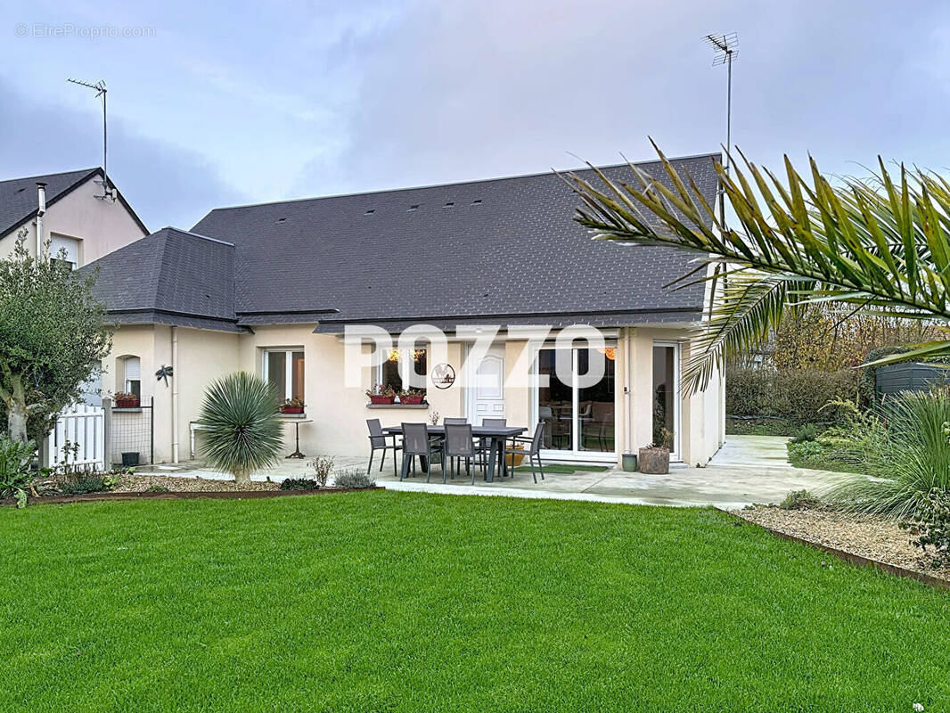 Maison à LE VAL-SAINT-PERE