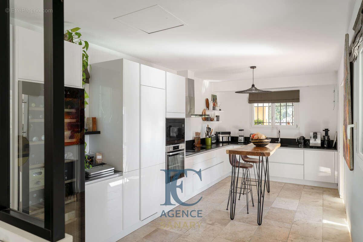 Maison à LE CASTELLET