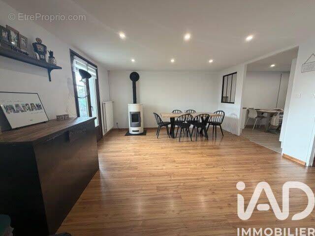 Photo 1 - Maison à SAINT-JULIEN-LES-METZ