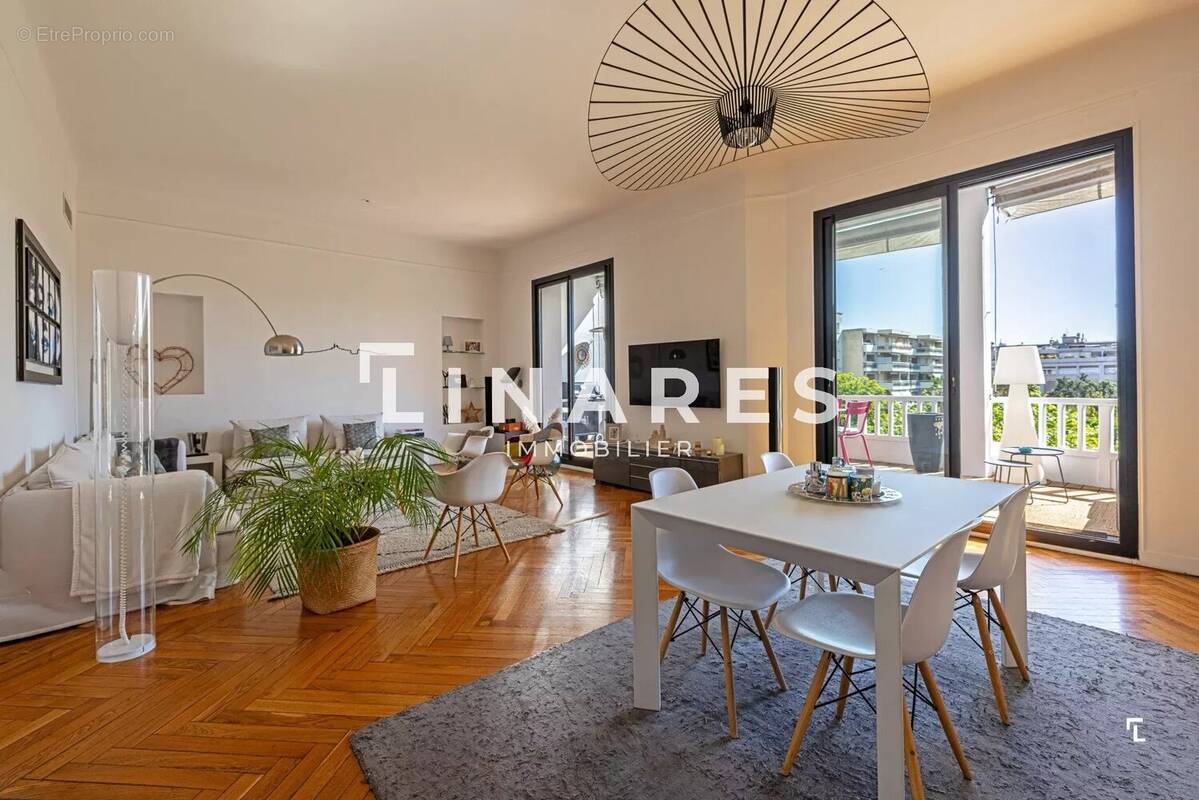 Appartement à MARSEILLE-8E