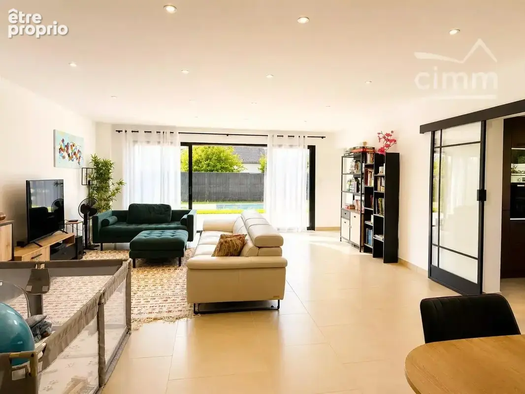 Maison contemporaine de 2022 avec piscine – Saint-Gervais-la-Forêt - photo 3