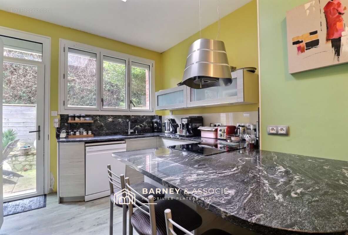 Maison à MONT-SAINT-AIGNAN