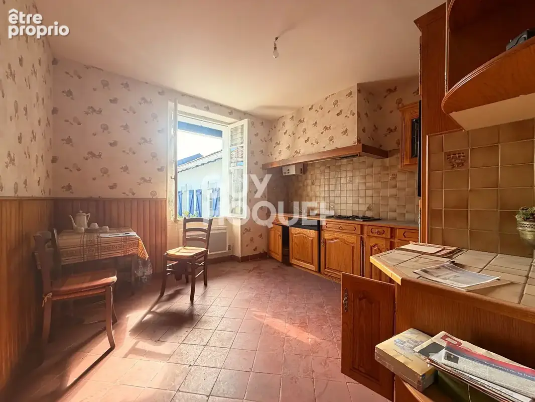 T2 bis de 58 m² a renover en centre ville - photo 3