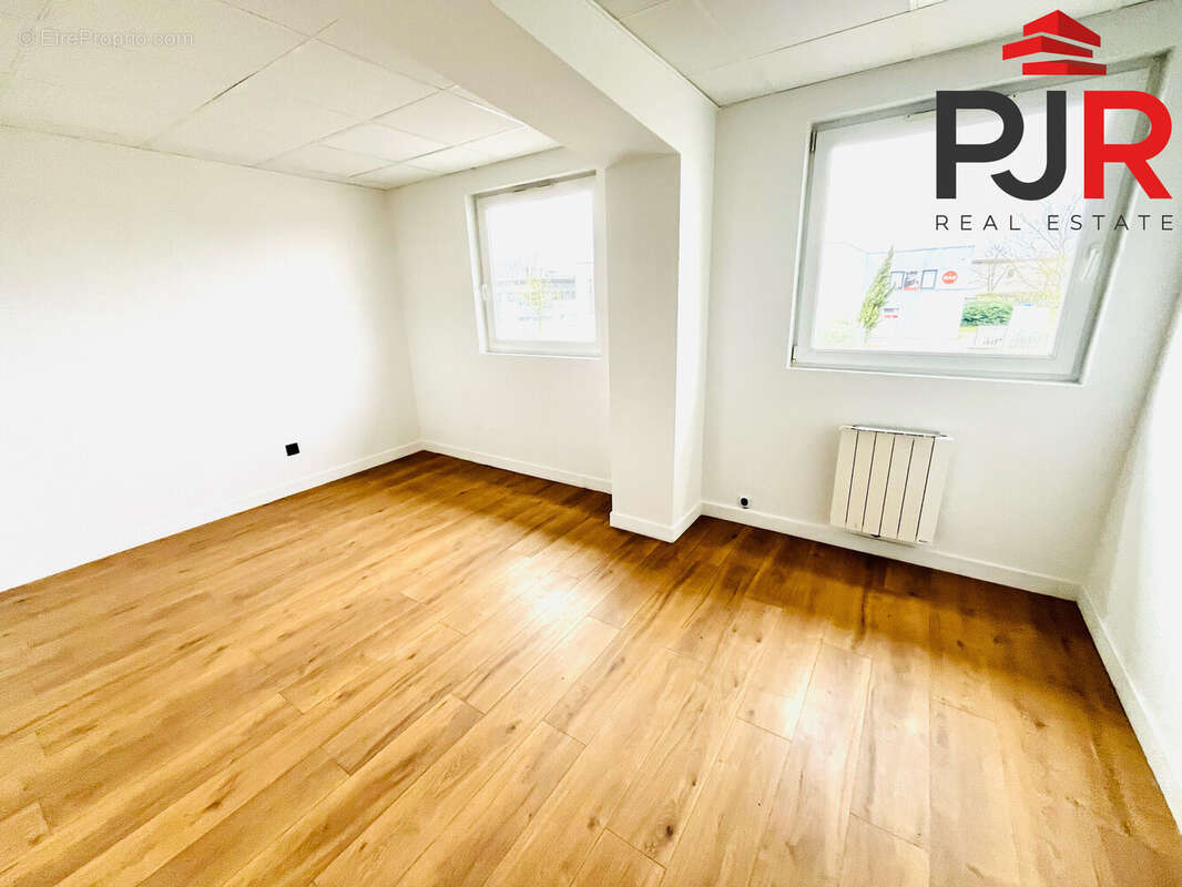 Commerce à MAXEVILLE