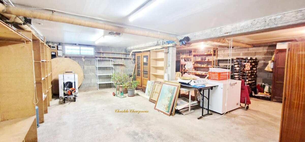 Maison à TERRASSON-LAVILLEDIEU