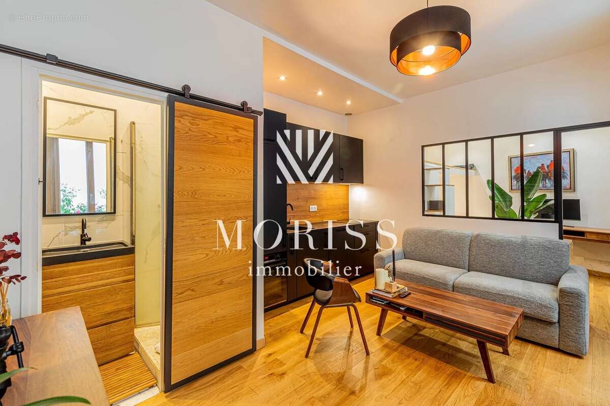Appartement à PARIS-9E