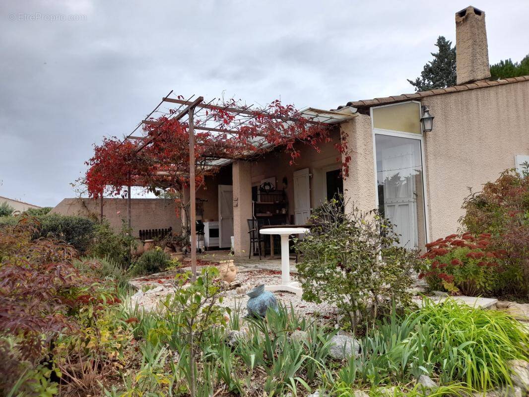 Maison à SAINT-JULIEN