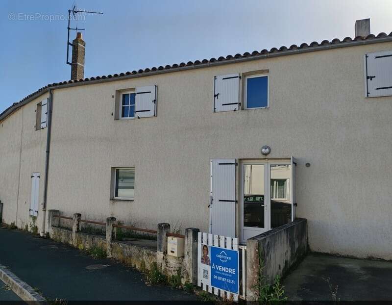 Maison à vendre 4 pièces LA BRUFFIERE (85) - photo 9