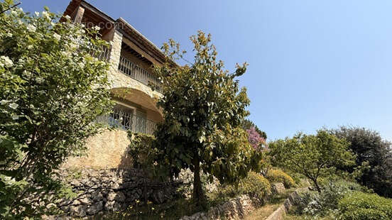 Villa 5 pièces Super Gattières - Vue Mer - photo 4