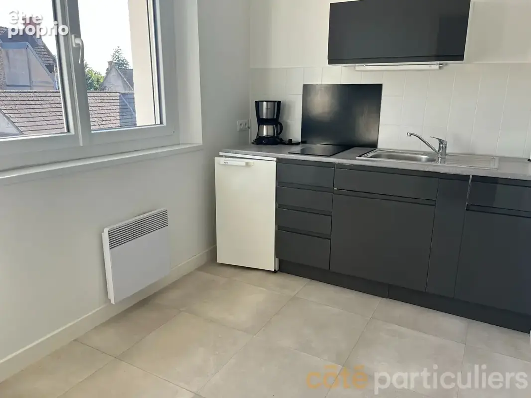 Studio lumineux avec balcon Centre-ville de Saint-Amand-Montrond - photo 4