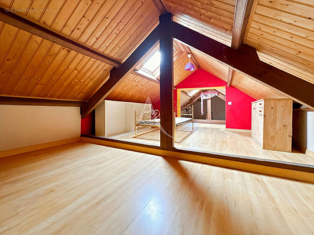 Maison à LE PERRIER