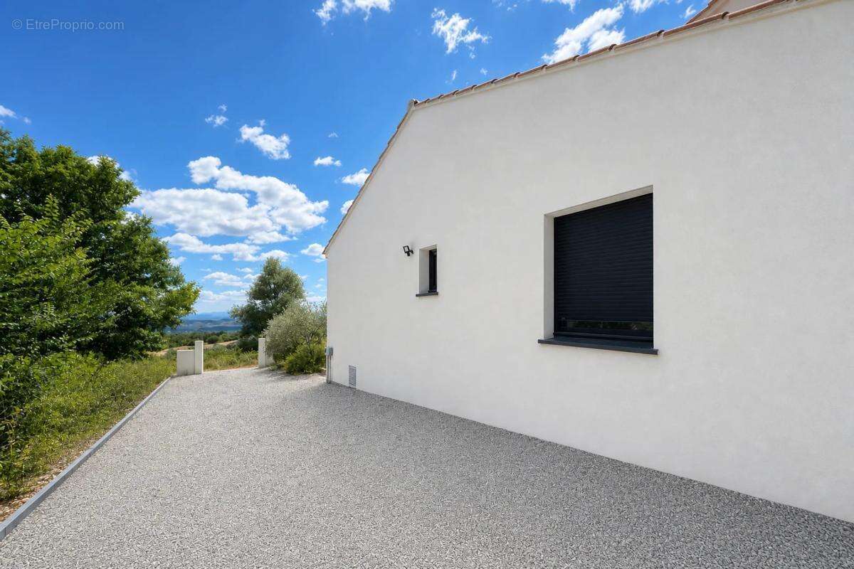 Maison à MONTFURON
