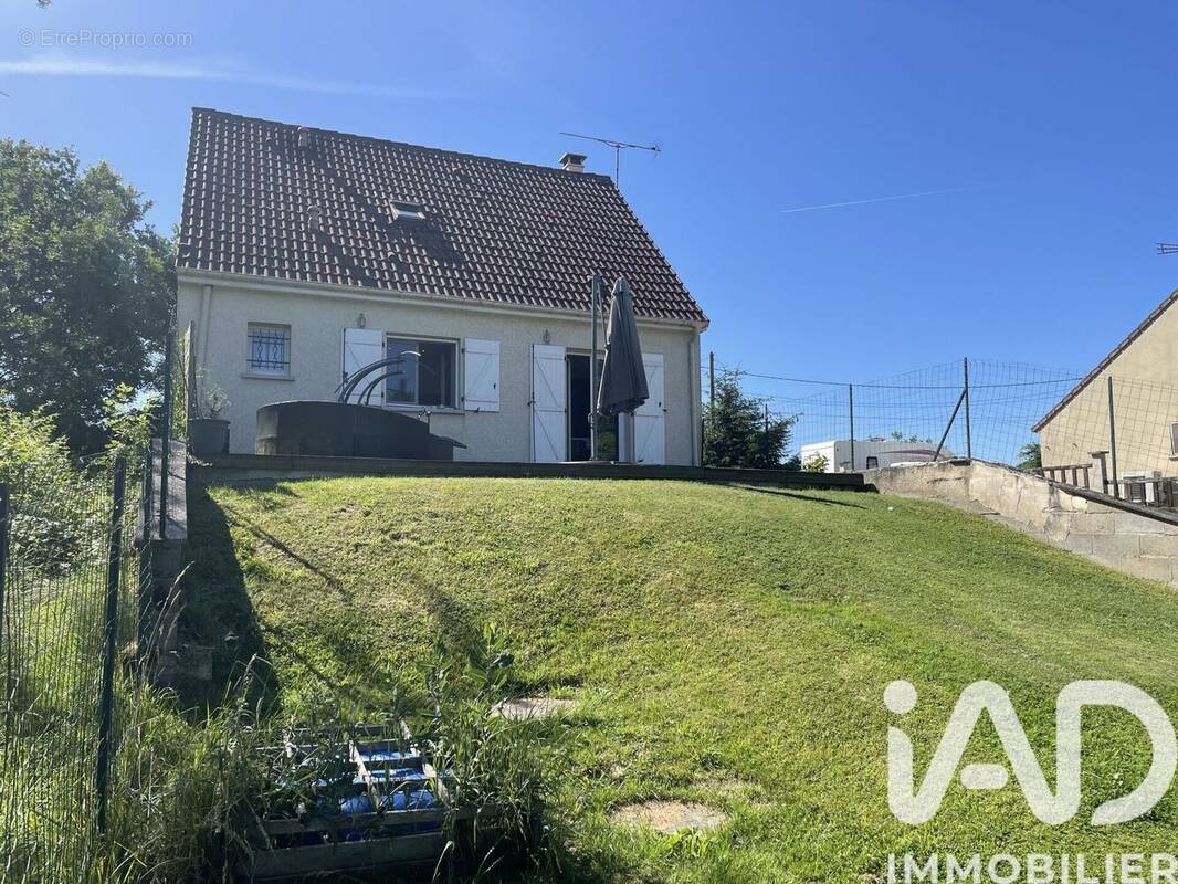 Photo 1 - Maison à LA FERTE-GAUCHER