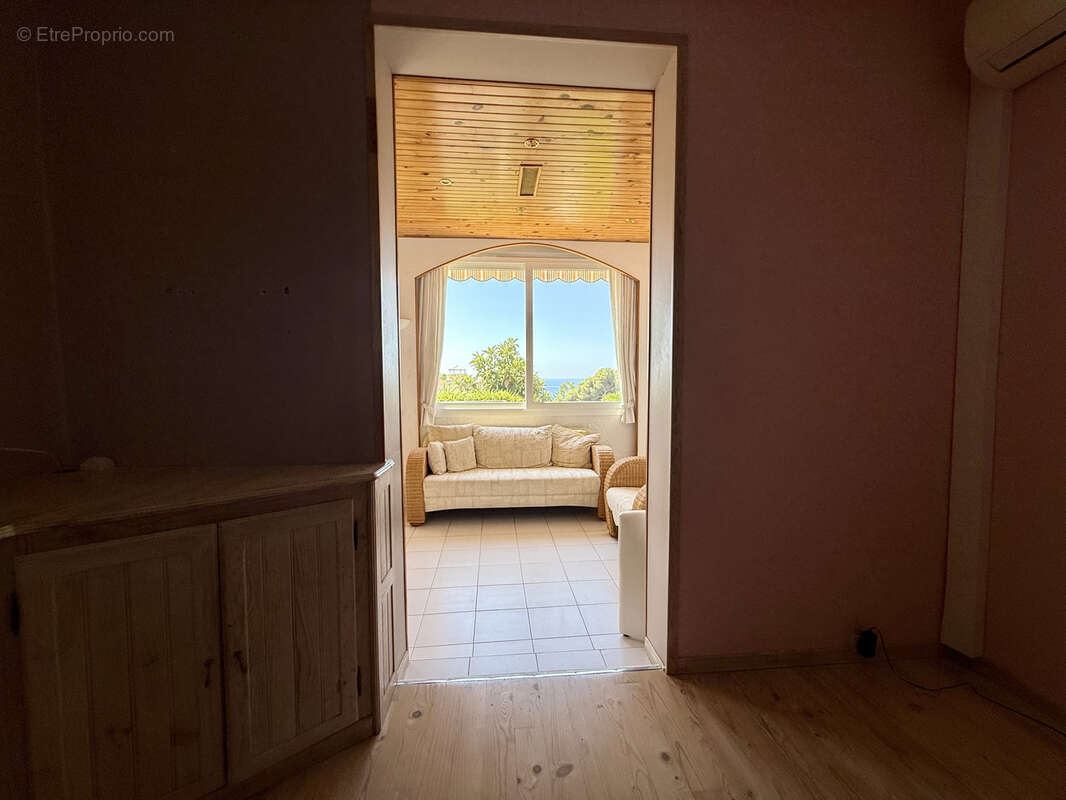 Appartement à ROQUEBRUNE-CAP-MARTIN