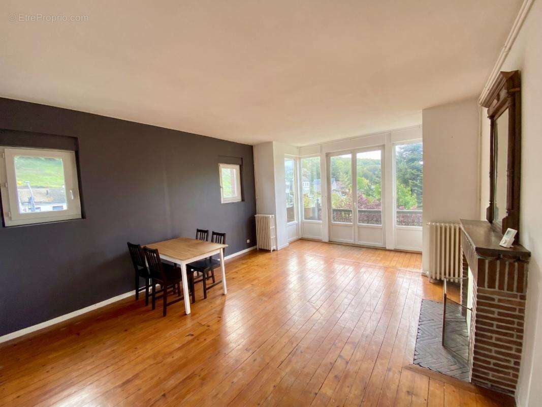 Appartement à LE HOULME