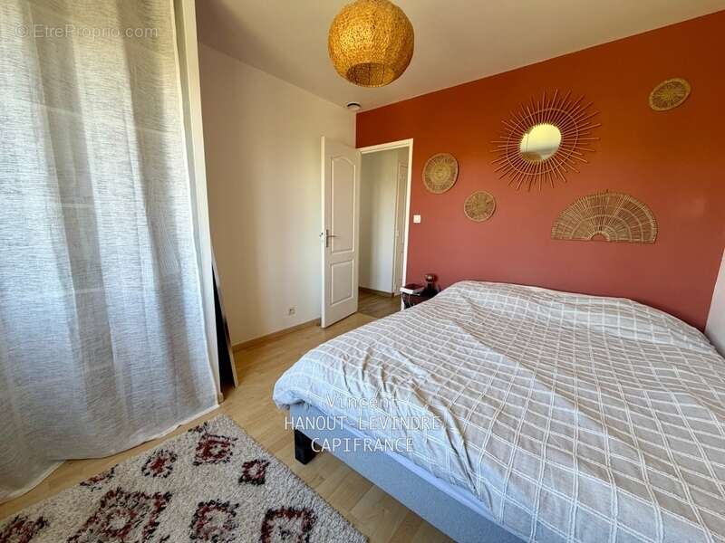 Maison à VILLEVEQUE