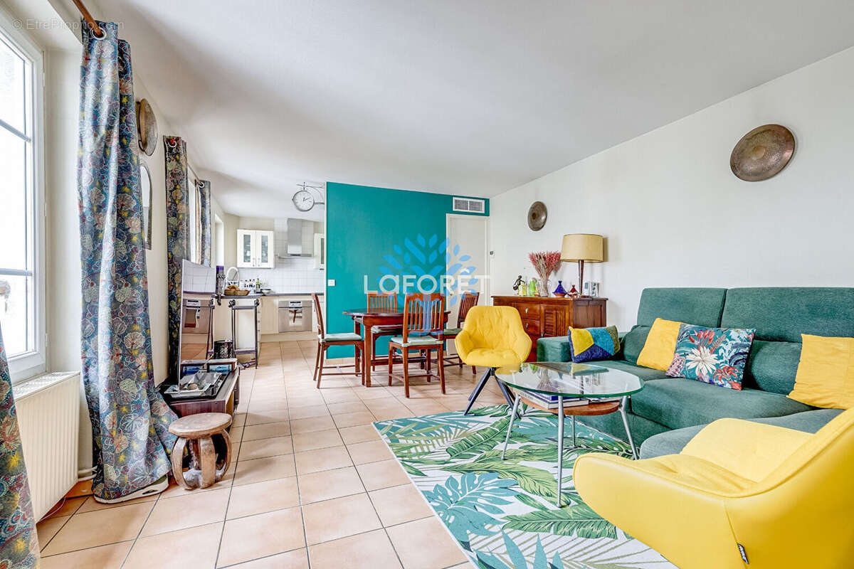 Appartement à PARIS-20E