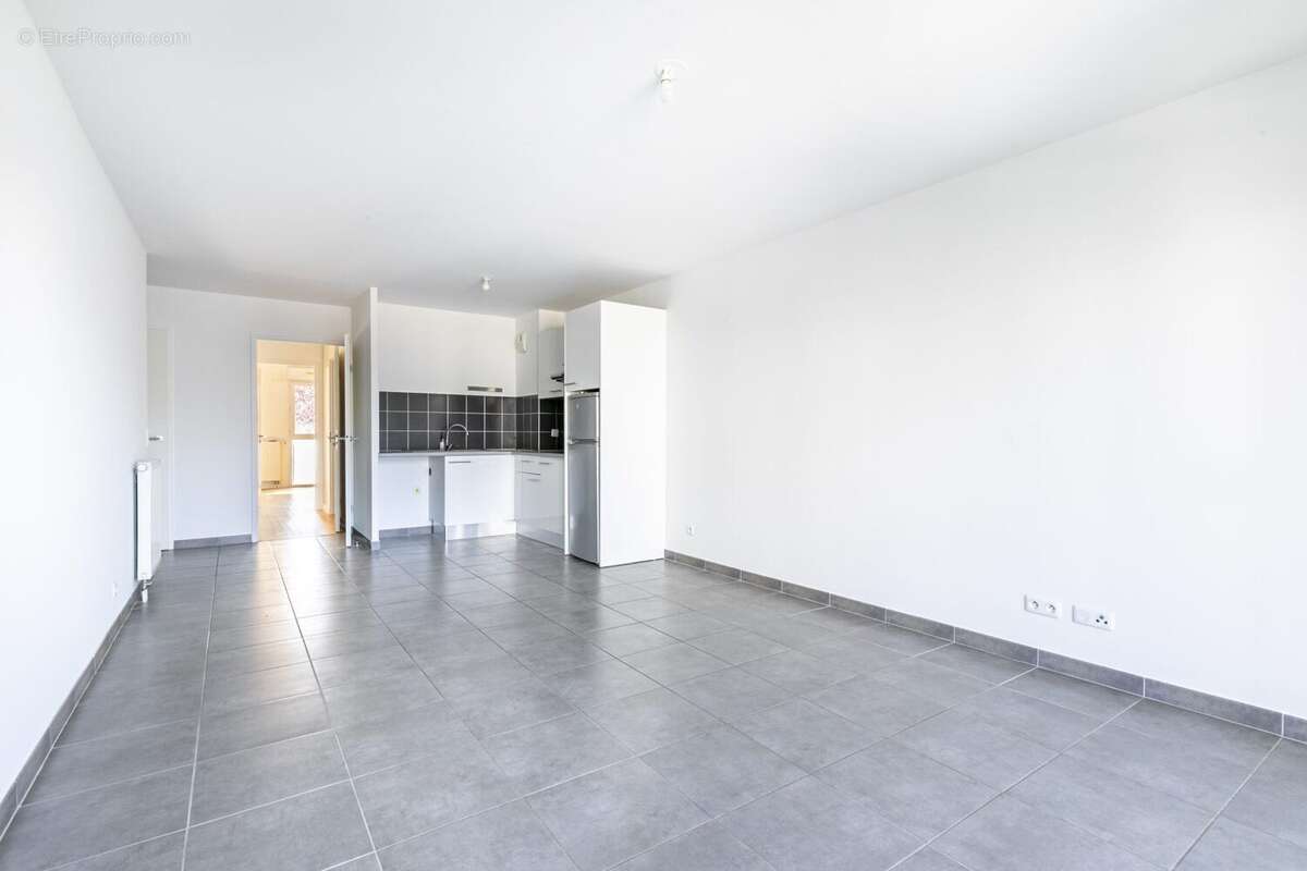 Appartement 63 m² à Nanterre  - photo 5