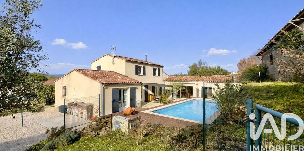 Maison 209 m² à Carsan  - photo 2