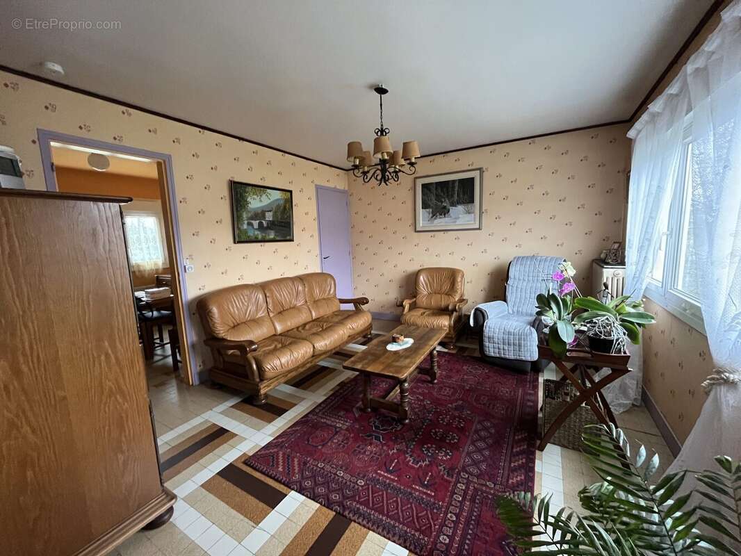 Maison à ETREPAGNY