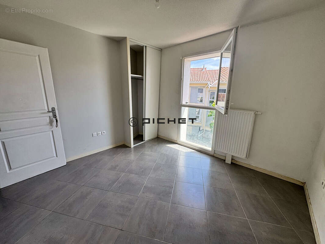 Appartement à VILLENAVE-D'ORNON