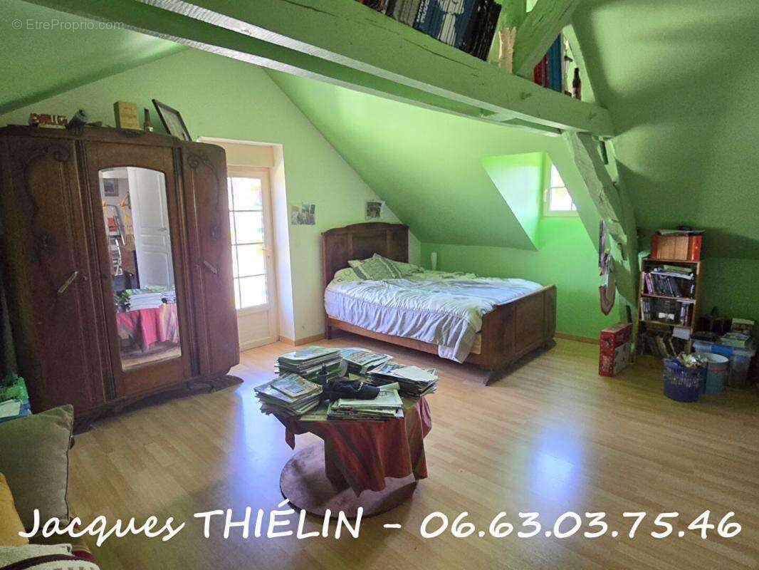 Maison à LONGUE-JUMELLES