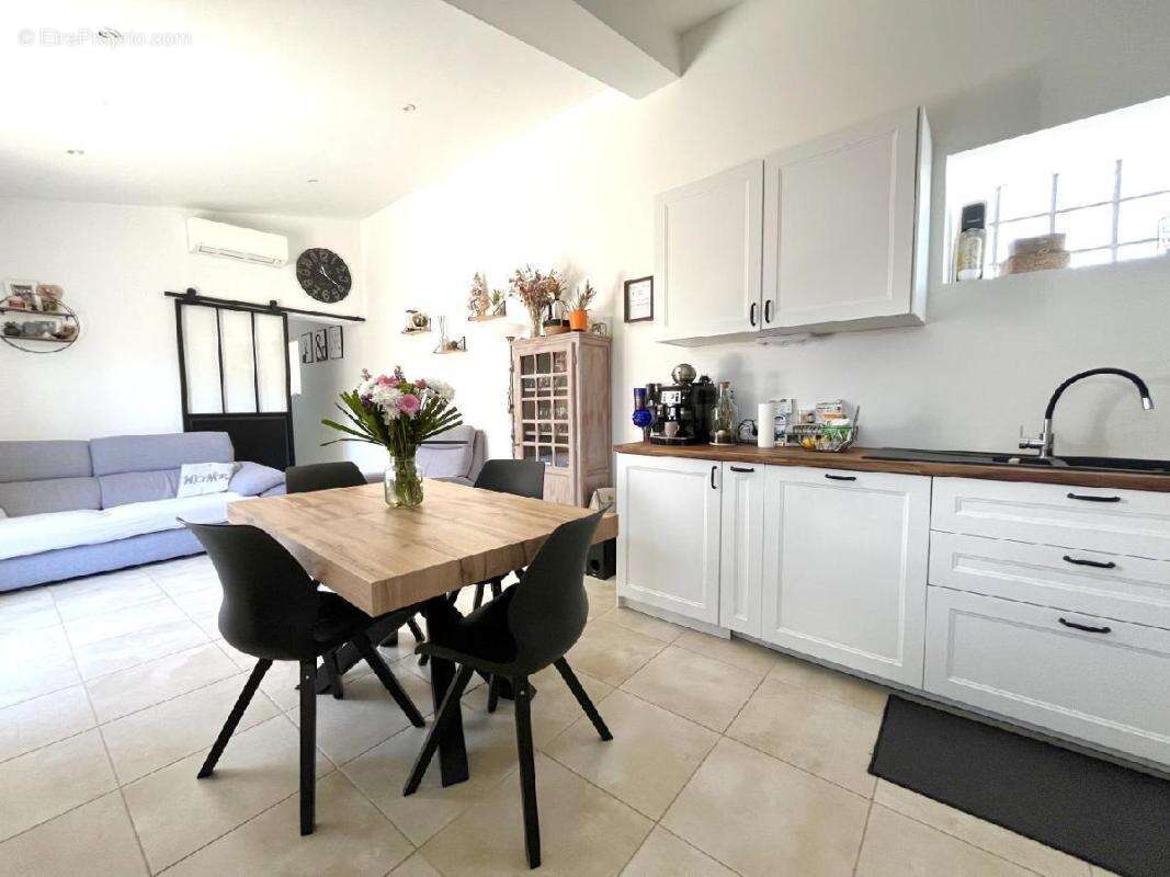 Maison à AIGUES-VIVES