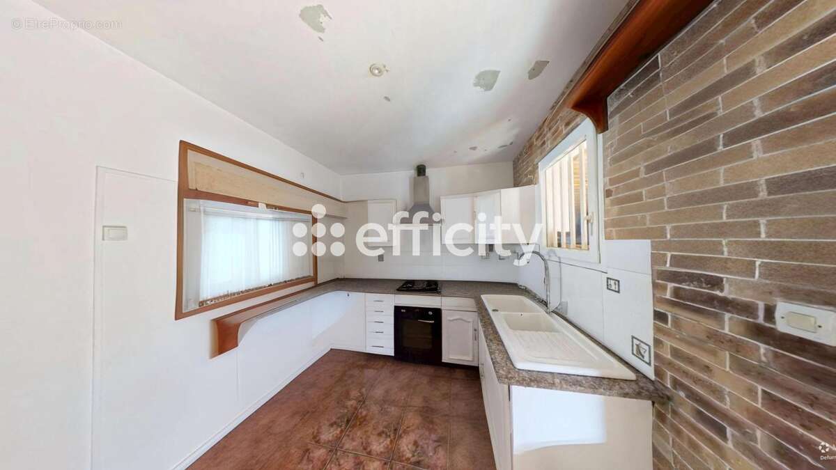 Maison 120 m² à Bras-Panon  - photo 9