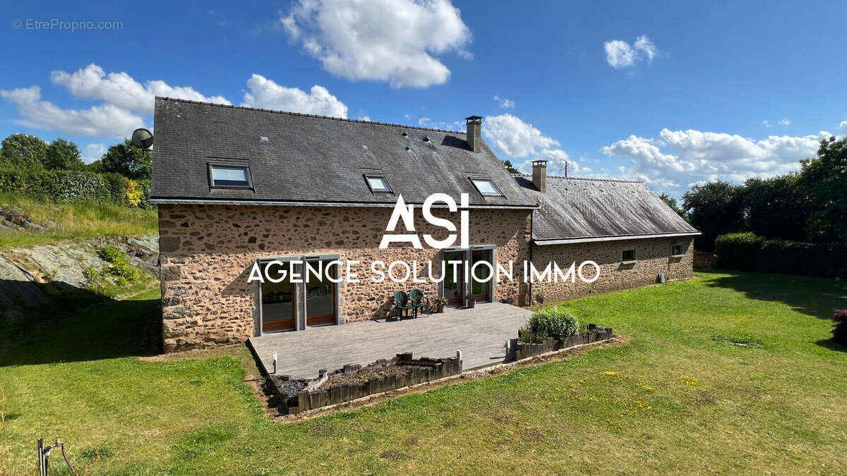 Maison à SAINTE-GEMMES-LE-ROBERT