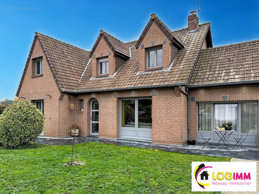 Maison à SAINT-AMAND-LES-EAUX