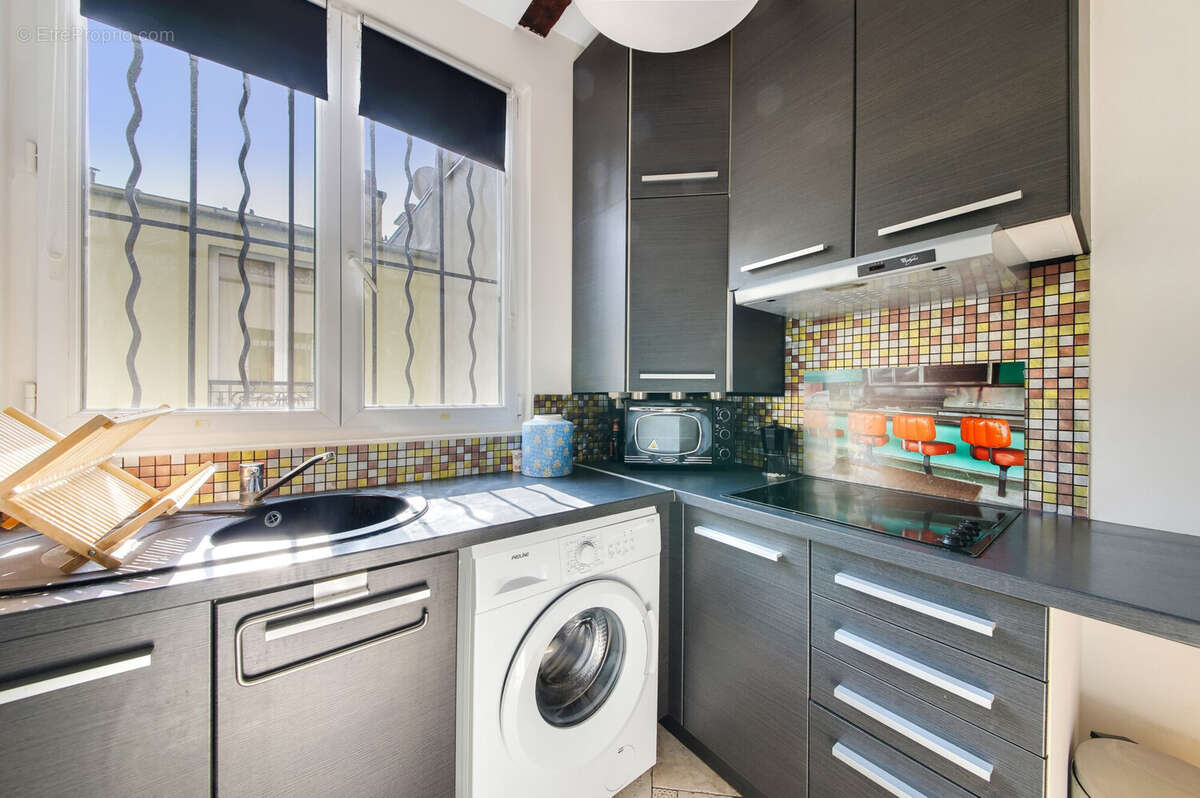 Appartement à PARIS-10E