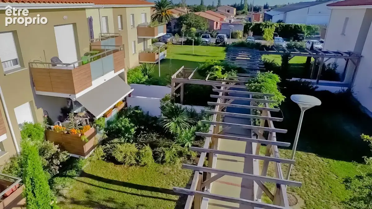 Appartement à SAINT-LAURENT-DE-LA-SALANQUE