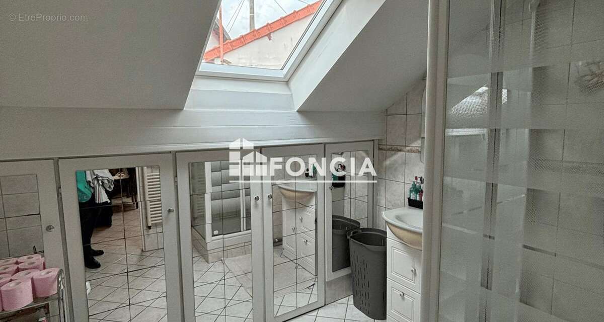 Maison à SAVIGNY-SUR-ORGE