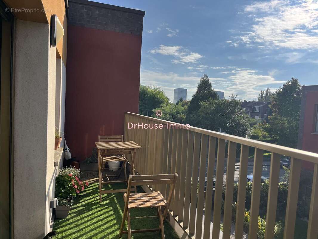 Appartement à MONS-EN-BAROEUL